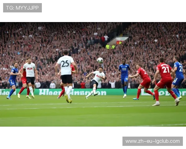 绿茵场上的激情与梦想我心中永不落幕的足球之旅 绿茵场上的激情与梦想我心中永不落幕的足球之旅